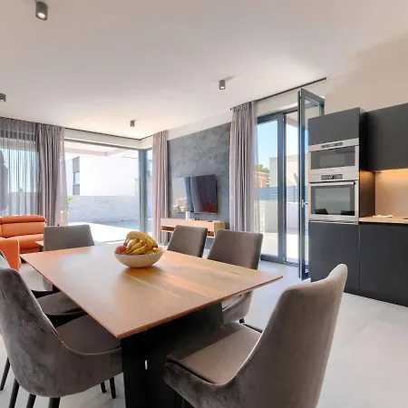 Mi By Interhome * Pula