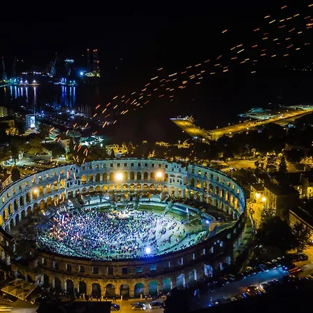 Mi By Interhome * Pula