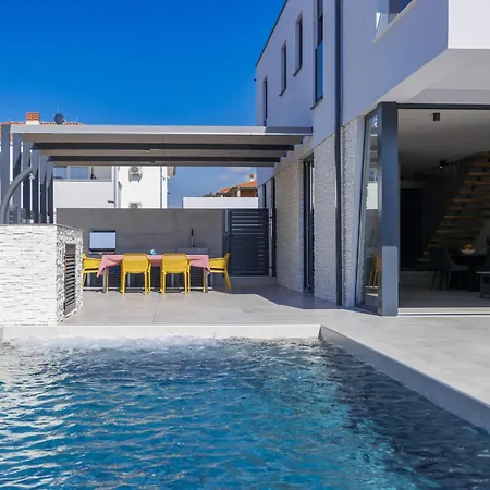 Mi By Interhome * Pula