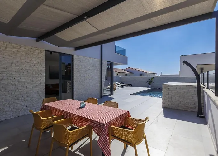 Holiday home Mi By Interhome