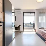Mi By Interhome Πούλα